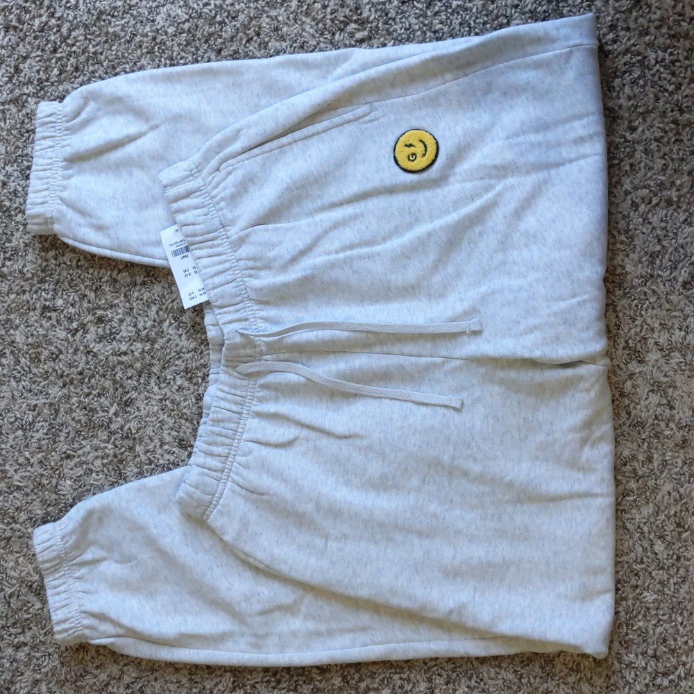 Hollister Gilly Hicks Smile Sweatpants